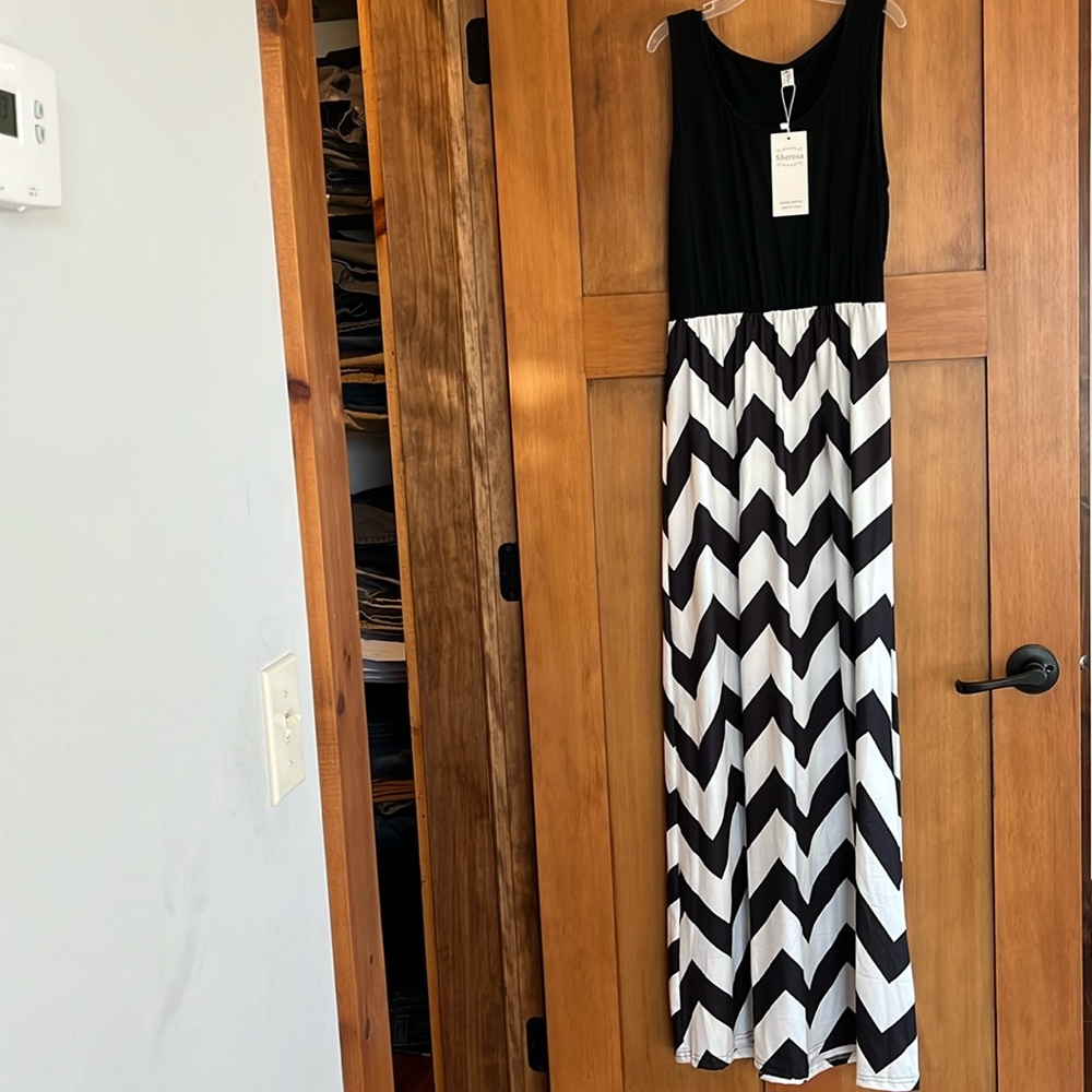 Sherosa Women Boho Chevron Striped Summer Sleeveless Tank Long Maxi Party Dress